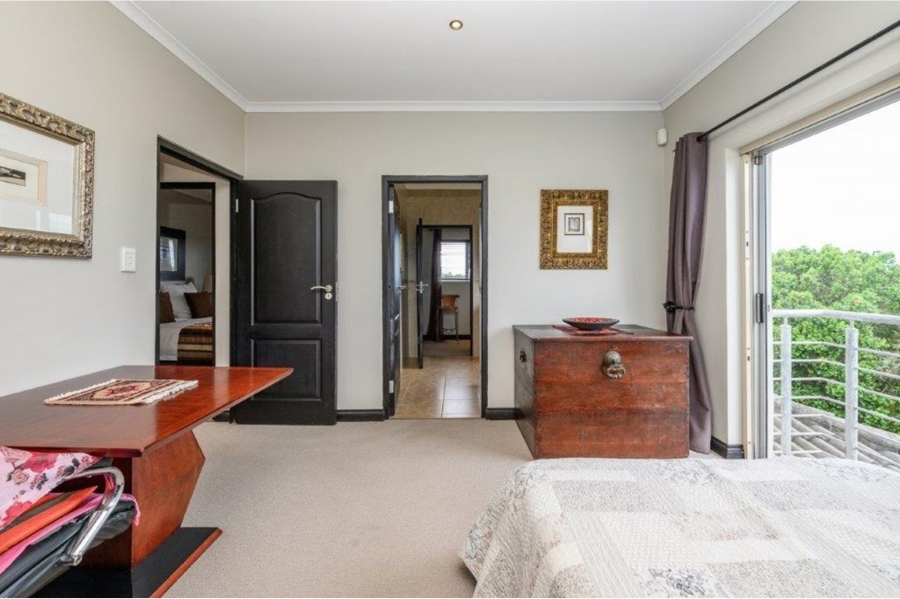 4 Bedroom Property for Sale in Lovemore Park Eastern Cape